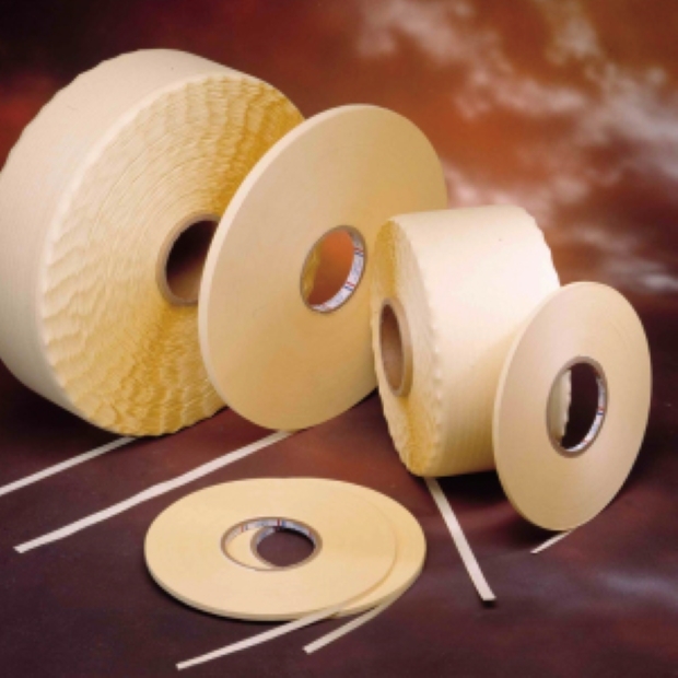 熱熔膠帶 Hot Melting Tape 熱熔膠帶 Hot Melting Tape